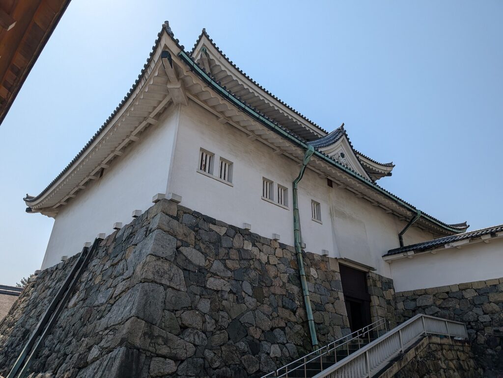 名古屋城の石垣の上に建つ隅櫓